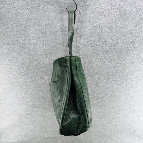 AMERICAN LEATHER Co - Green One Strap Magnetic Snap Shoulder Bag - Picture 5 of 14